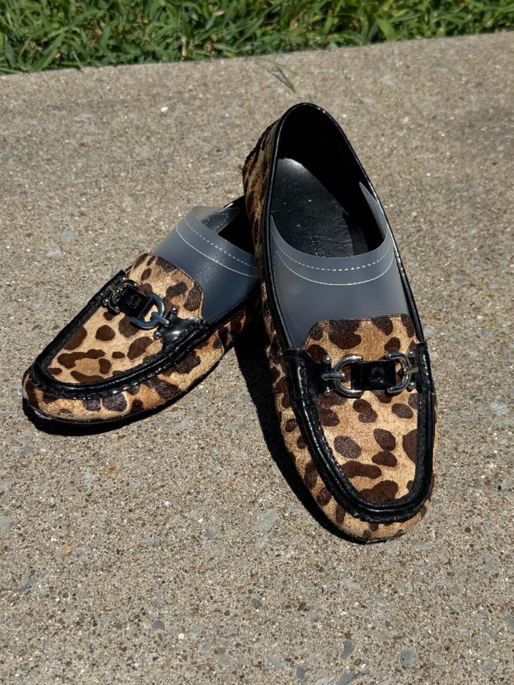 Donald J Pliner Leopard Calf Hair Loafers Womens 8 Y2K Mob Wife Horsebit 4081